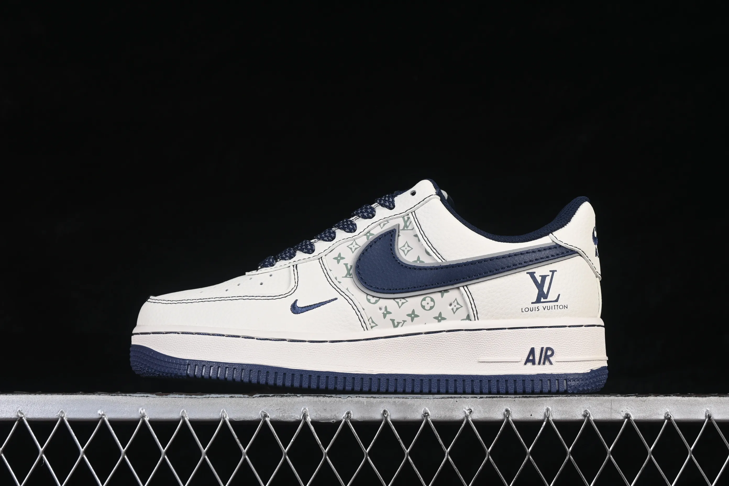 All categories Nk Air Force 1 Air Force series Nk Air Force 1 Low Air Force low top Nike Air Force 1'07 Low LV co-branded dark blue classic presbyopia Air Force 1 low top casual sneakers HH7518-078